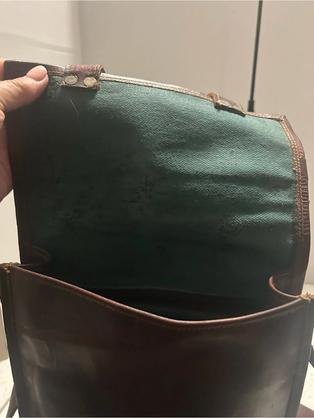 Unbranded classic brown